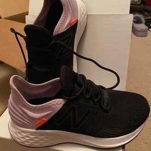 New Balance Roav